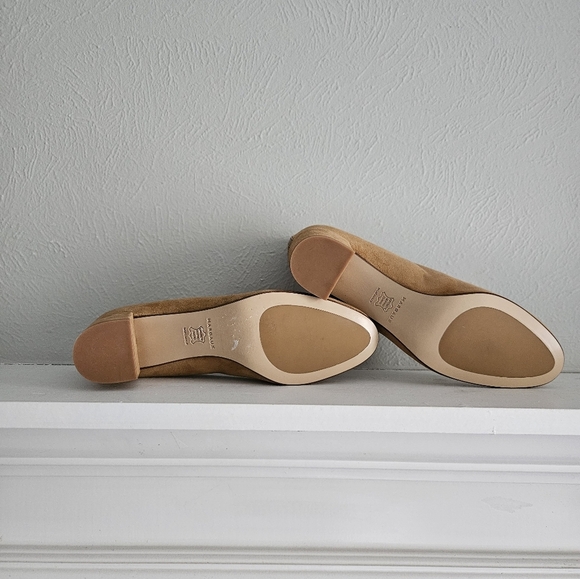 NWOT Margaux 'The Heel' Suede Pumps - Picture 4 of 10